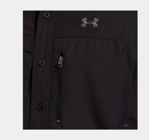 Under Armour Flats Guede Shirt photo